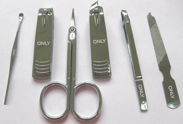 1725410836324903.jpg 醫療器械激光打標.jpg