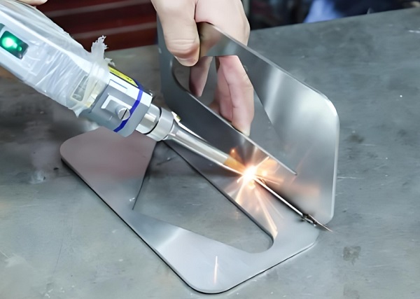 離焦量對激光焊接機的焊接質量有影響嗎? 離焦量對激光焊接機的焊接質量有影響嗎?