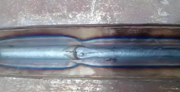 激光焊接機熔深不夠出現裂紋怎么辦？