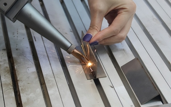 手持激光焊接機的功率有多大? 手持激光焊接機的功率有多大?