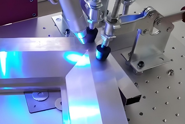 激光焊接機(jī)如何提高焊接效率? 激光焊接機(jī)如何提高焊接效率?