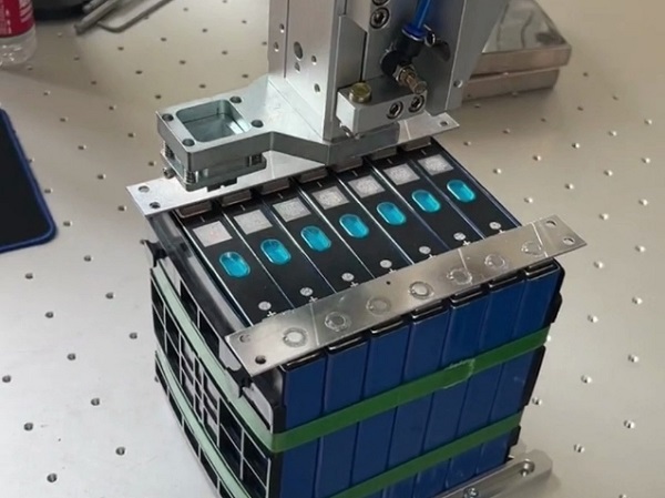 鋰電池激光自動焊接：鑄就新能源高效品質(zhì)