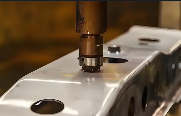 電阻焊接設(shè)備 電阻焊接設(shè)備