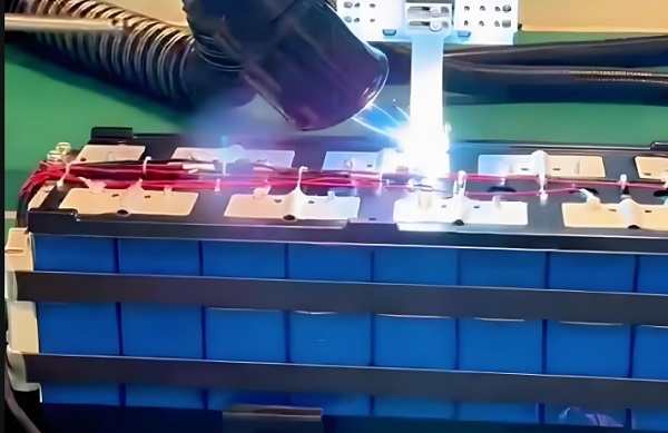 激光焊接機的控制系統穩定性如何,是否容易出現死機等問題? 激光焊接機的控制系統穩定性如何,是否容易出現死機等問題?