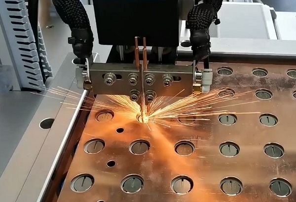 鋰電池激光點焊 鋰電池激光點焊