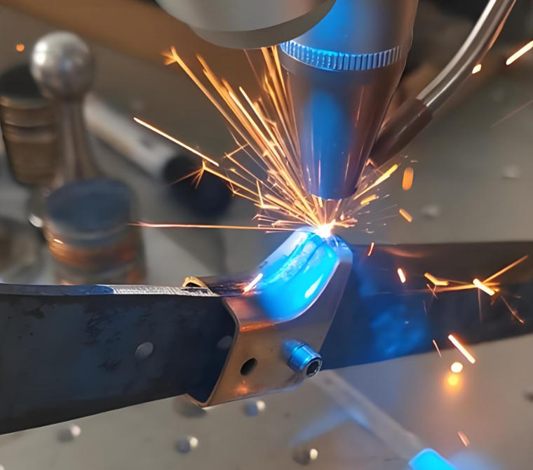 如何防止激光焊接機的焊接面出現裂紋? 如何防止激光焊接機的焊接面出現裂紋?